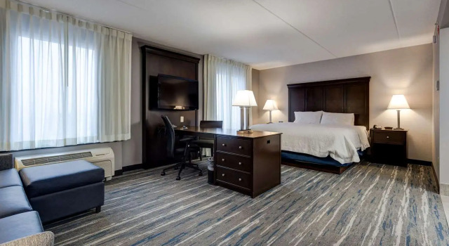 Студия Hampton Inn & Suites by Hilton Brantford