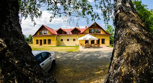 Pensjonat Lew Jaskiniowy