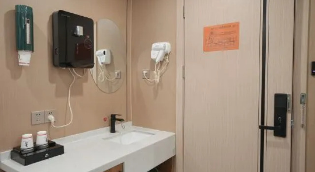 Люкс Deluxe Carmen Yingsu unmanned wisdom Hotel (Xuancheng railway station store)