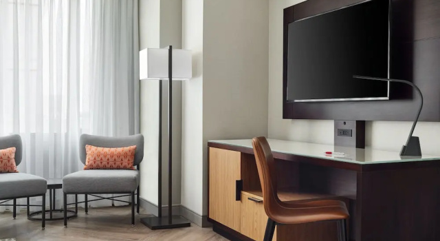 Двухместный клубный номер Standard Washington Marriott at Metro Center