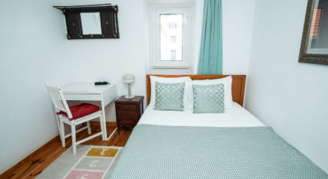 Апартаменты Charming 2 Bedroom Apartment in City Centre Lisboa