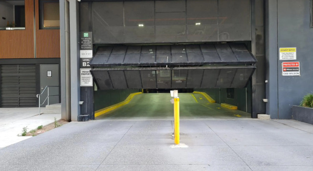 Rooftop 2BRapt in Abbotsford+King bed+WIFI+Parking, Book Hotel Melbourne 