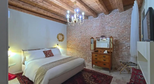 28 Alla Rotonda, Book Hotel Rovigo Veneto
