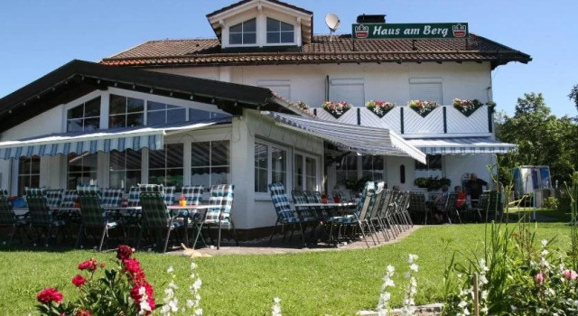 Hotel "Haus am Berg", Reserva ahora Hotel Hoteles en Grosser Arber con comidas, Media/completa pensión