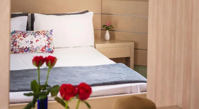Четырёхместные апартаменты с балконом Melissa Apartments, Studios & Suites