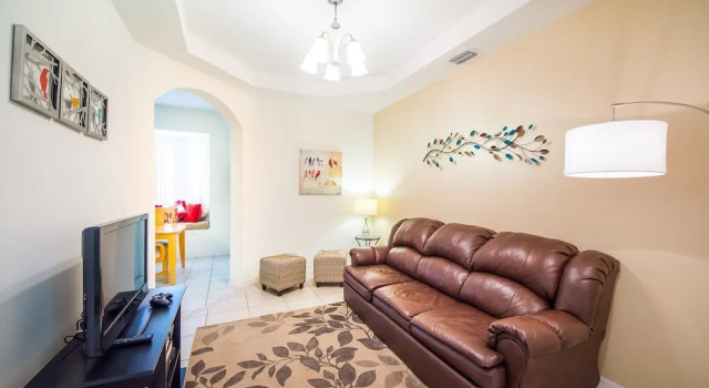 5BR Calabay Parc Pool Home 513 by OVRH