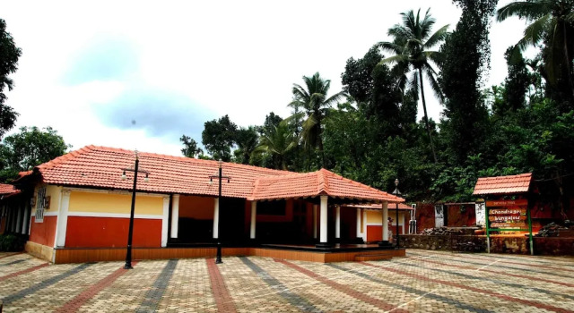Номер Standard Chandragiri Bungalow