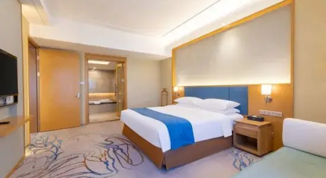 Люкс Business Zhongshan Dongfeng Dasin Hotel