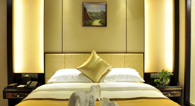Номер Executive Conifer Garden Hotel