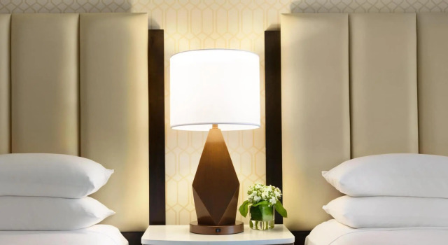 Четырёхместный номер Standard Hilton Greenville