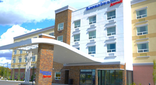 Fairfield Inn & Suites by Marriott Edmonton North, Rezervovat Hotel Northwest Edmonton Edmonton