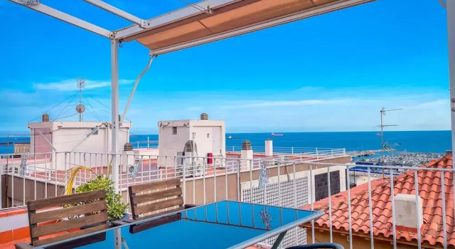Апартаменты Unik Vacation Attic in Tarragona