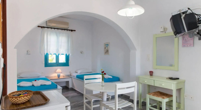 Ragousis Apartments