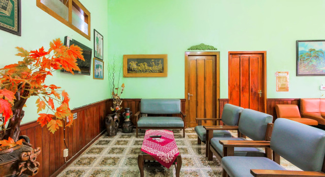 Spot On 2490 Griya Kencana Homestay, Book Hotel Hotels in East Java with Breakfast, Breakfasts