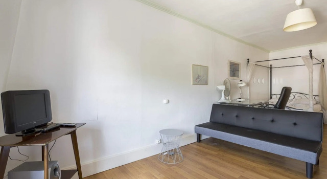 Pleasant Apartment of 40m² - Lyon, Забронировать Апартаменты/квартира Апартаменты Лиона, рядом с Cinema and Miniature Museum, Апартаменты/квартира