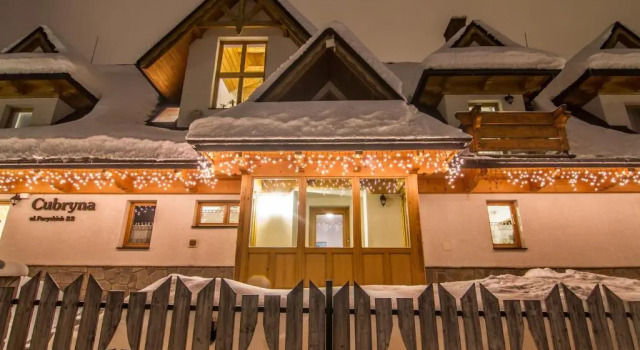 Cubryna, Book Hotel Zakopane Tatras