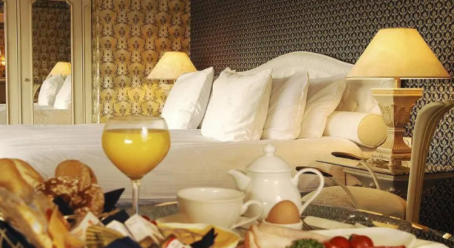 Номер Standard с балконом Fletcher Familiehotel De Hunzebergen