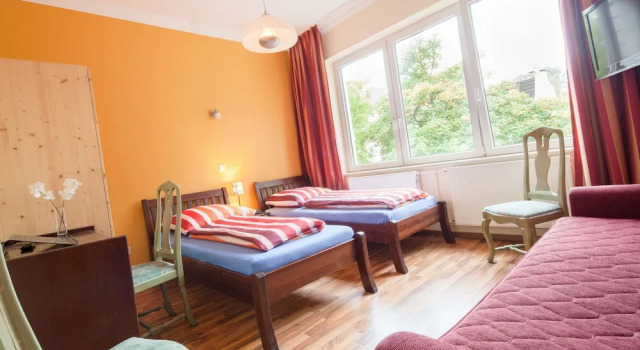 Трёхместный номер Standard Hotel Marco Polo