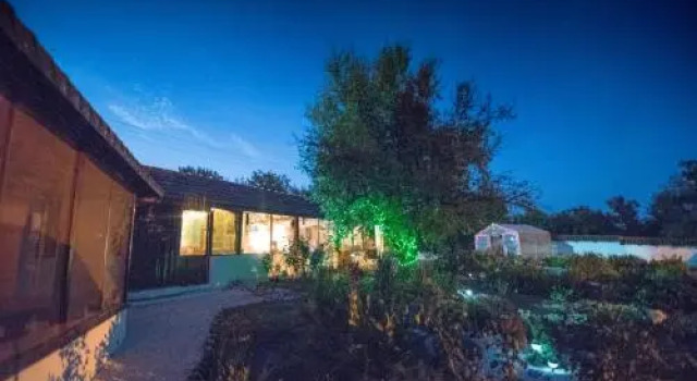 Pelican Lake Guesthouse, Забронировать Отель Отели Силистры с парковкой, Парковка