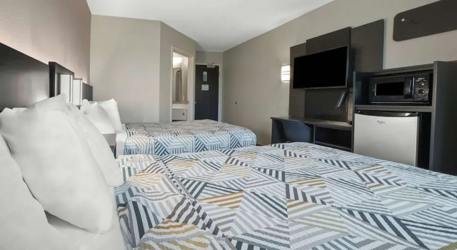 Четырёхместный номер Standard Motel 6-Montgomery, AL - Airport