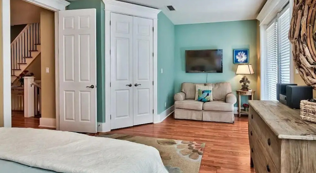 DESTIN BEACH THERAPY 4 Bedroom Holiday Home by Five Star Properties