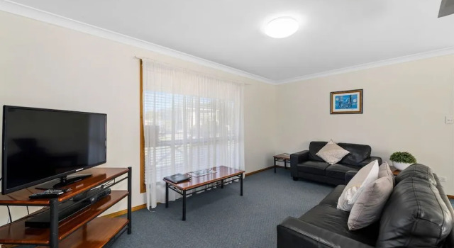 Вилла Comfort Dolphin Sands Holiday Villas