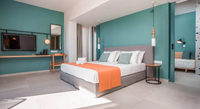 Люкс Deluxe с 2 комнатами Mazoren Art Hotel