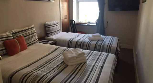 Четырёхместный номер Standard Glasgow House