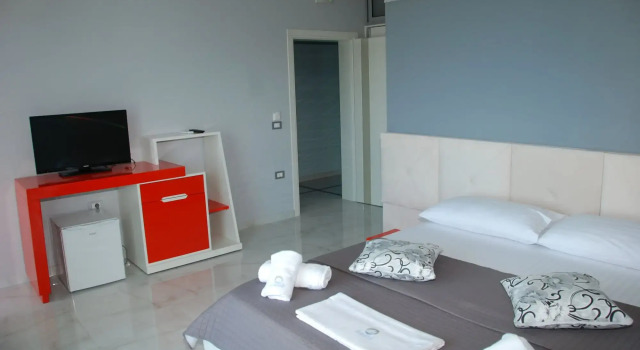 Oceanic Overview Suites, Забронировать Отель Бизнес-отели Саранда, 4* 5*