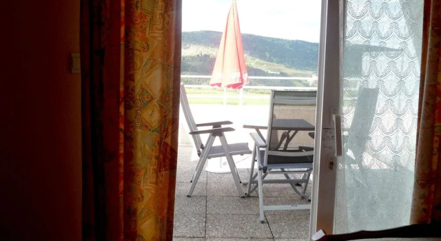 Logis Hotel Le Panoramic, Rezervasyon Otel Le Lac-d'Issarlès Fransa