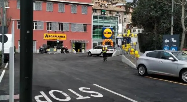 Airport House Alexander, Забронировать Отель Отели Генуи с парковкой, Парковка