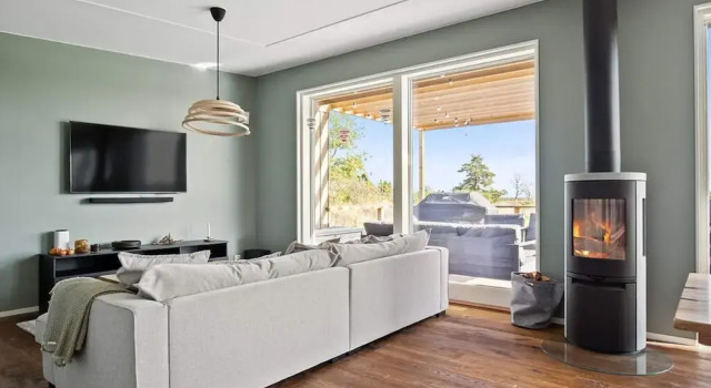 5 Star Holiday Home in Lottorp, Varaa Lomakoti Mökit kohteessa Småland, Mökki