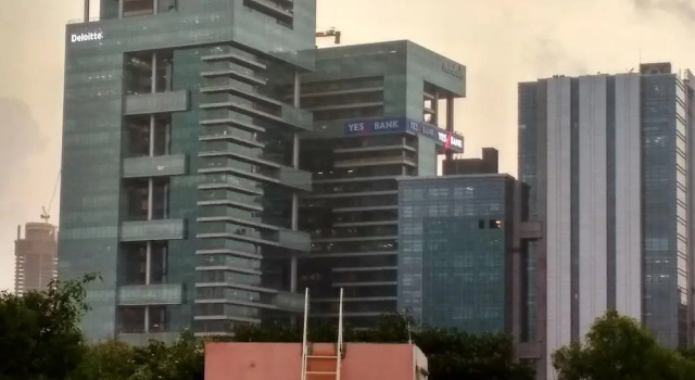 Hotel Shantiidoot