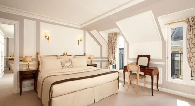 Люкс Parisian Hôtel Regina Louvre