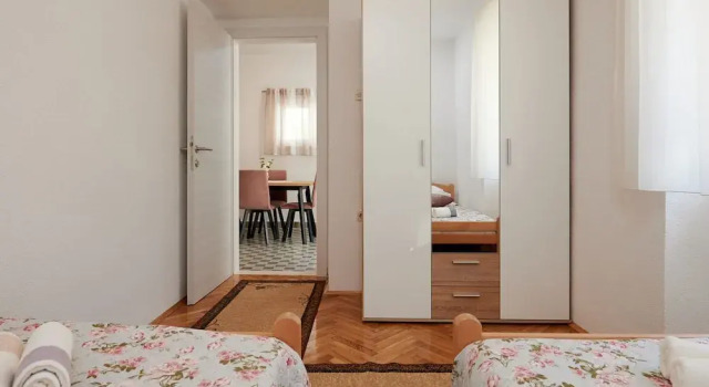Cozy Downtown Trogir Apartment With Balcony, Забронировать Апартаменты/квартира Апартаменты Trogir Riviera, Апартаменты/квартира