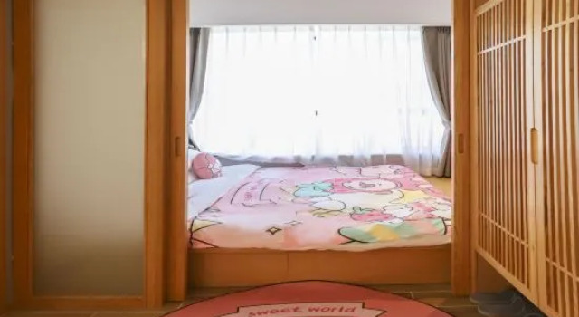 Семейный люкс с 3 комнатами с балконом Conghua LN Dongfang Hot Spring Hotel