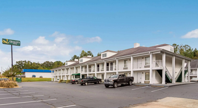 Quality Inn, Buchen Sie Hotel Hotels in Thomaston mit Frühstück, Frühstück