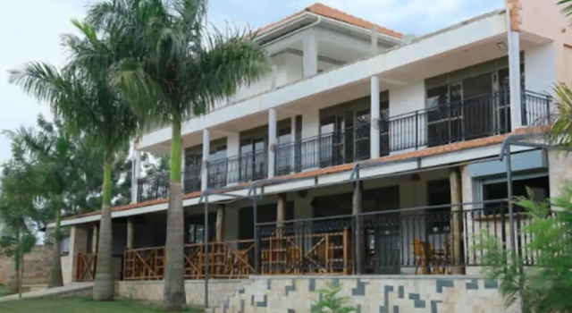 Makan Hill Resort Hotel, Đặt Khu nghỉ dưỡng Khách sạn ở Mityana bao gồm bữa sáng, Bữa sáng