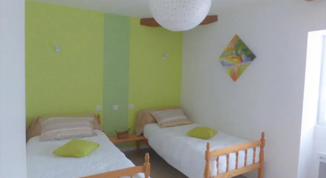 Gîte rénové avec jardin clos, proche plages, Wifi, parking pour voiture électrique - FR-1-426-164, Réserver Hôtel Le Bernard Pays de la Loire