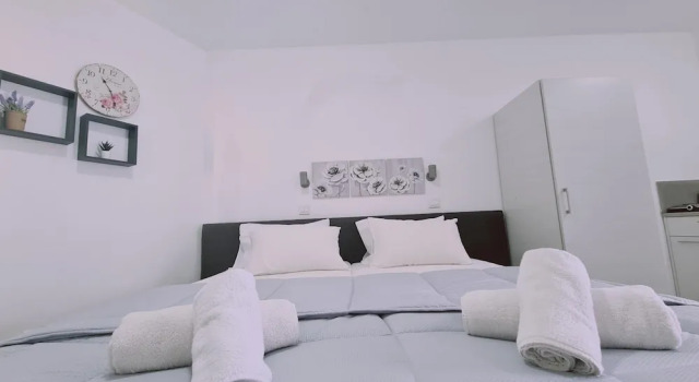 100 AN - Napa Living 22