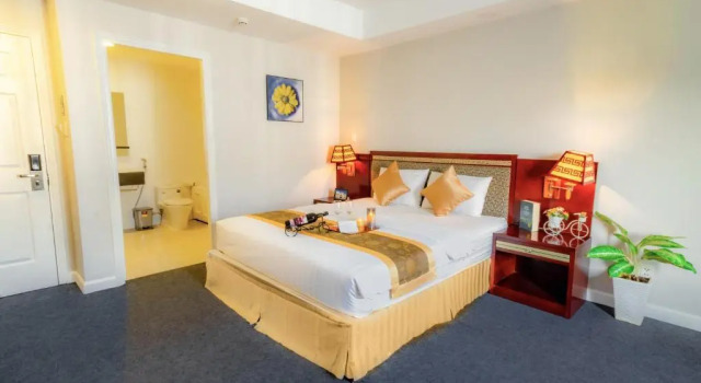 Люкс Deluxe Sunshine Boutique Hotel Phu My Hung