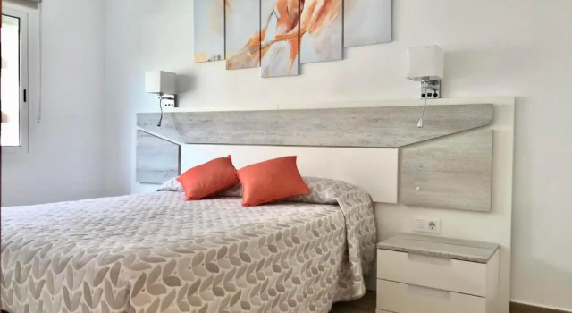 Apartamento reformado con terraza y en 2da linea de mar 146B - INMO22