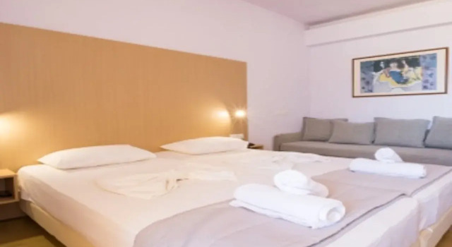 Atlantis Hotel, Забронировать Отель Отели Дия с парковкой, Парковка