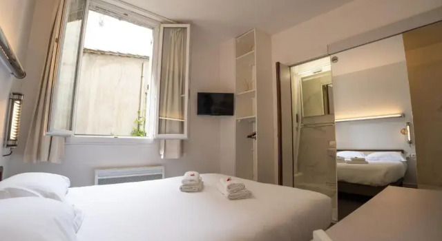 Двухместный номер Standard с видом на внутренний двор Hotel Des Grands Hommes - Bordeaux Centre