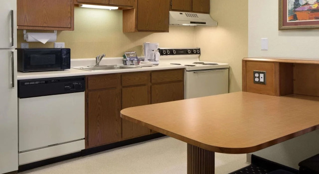Stay Inn & Suites, Rezerwuj Hotel Hotele w Fort Wayne ze śniadaniem, Śniadanie