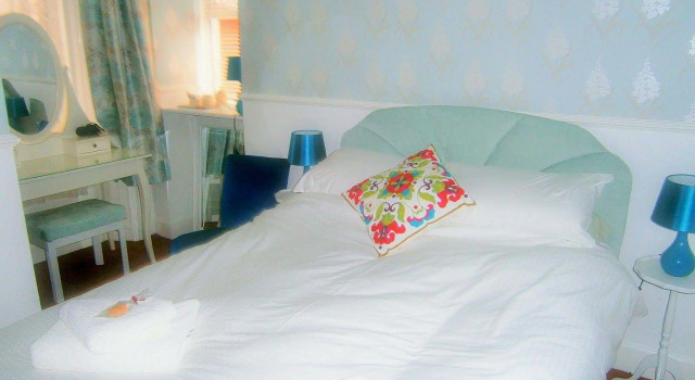 Arisaig Guest House, Prenota Affittacamere Hotel a Perth con parcheggio, Parcheggio