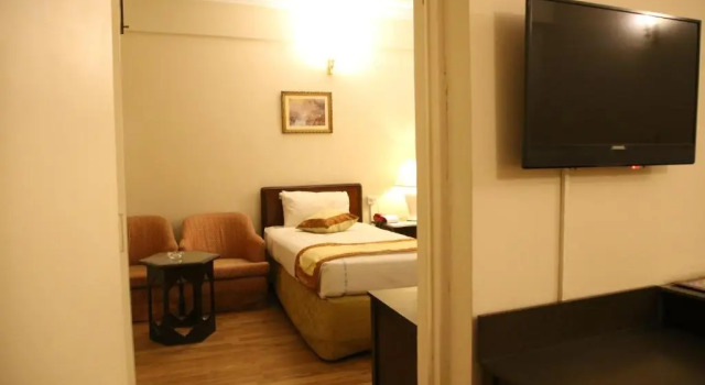 Семейный номер Standard Carlton Tower Hotel Lahore