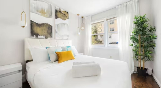 Апартаменты Luxury Upscale 3BR NY Home with Free Parking