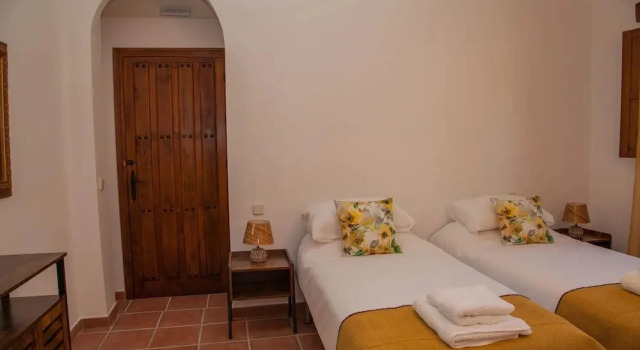 La Sayuela 1 Y 2, Book Villa Candeleda 