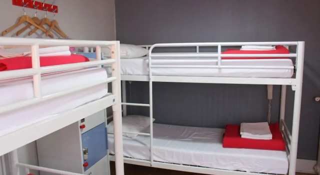 Кровать в общем номере (женский номер) Arty Paris Porte de Versailles by River